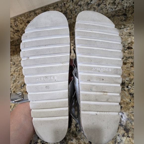 J/Slides Silver Strappy Platform Sandals Size 10 - Picture 5 of 5